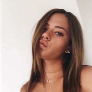 Meet your Posher, Milly